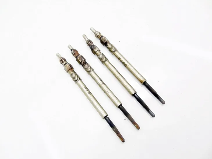 swieca-zarowa-borgwarner-gn053-napiecie-11-v