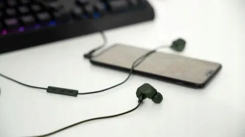 sluchawki-douszne-final-audio-vr2000-konstrukcja-zamknieta