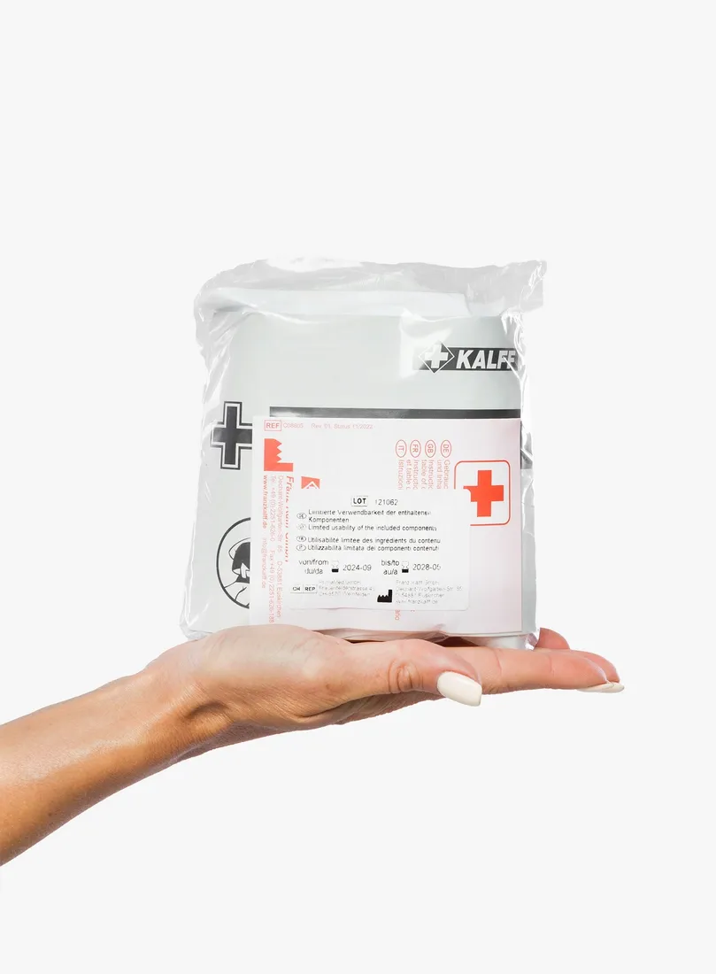 apteczka-w-gory-abs-first-aid-kit-waterproof-multi-rodzaj-przenosna-walizka