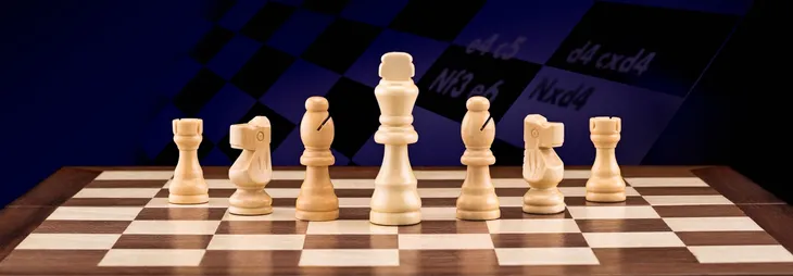 kralovske-sachy-popular-rodzaj-podstawa