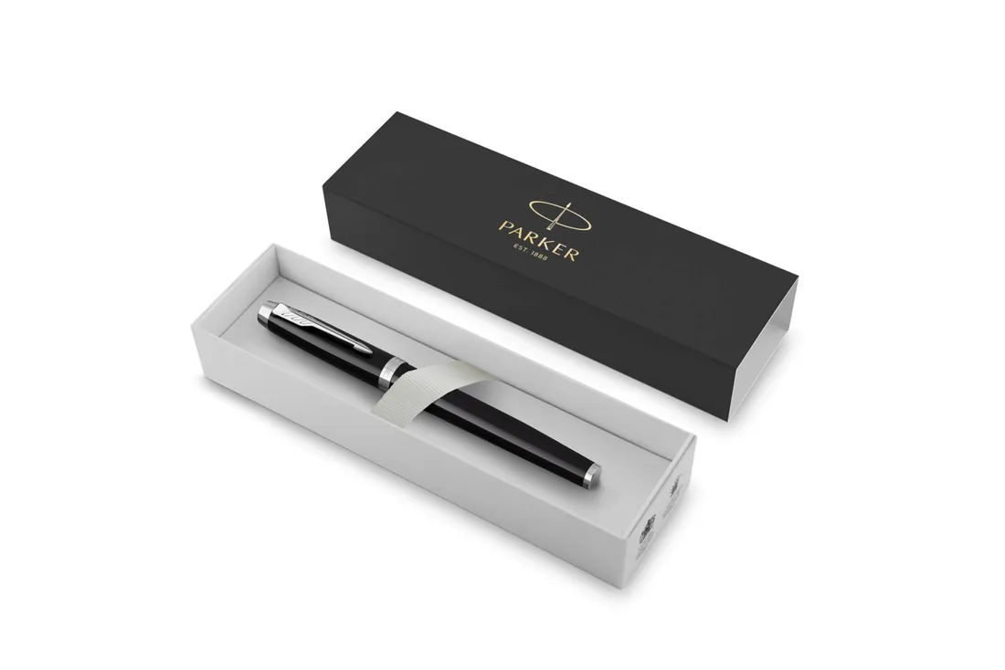 pioro-kulkowe-parker-im-essential-matte-black-ct-z-grawerem-informacje-dodatkowe-opakowanie-prezentowe