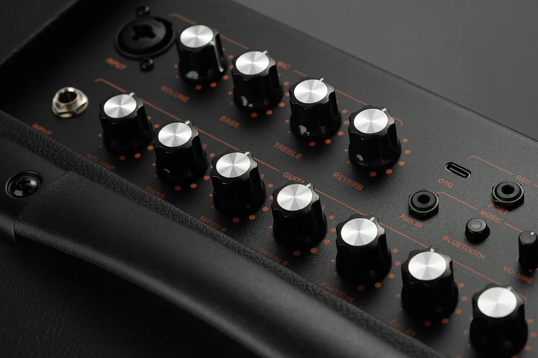 combo-tranzystorowy-joyo-konstrukcja-tranzystorowy