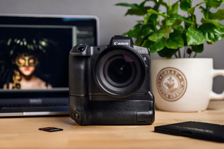 battery-pack-newell-bg-e22-do-canon-eos-r-marka-newell-zawiera-baterie-tak