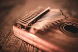 meinl-kl1707h-kalimba-17-tonowa-akacja-zestaw-waga-z-opakowaniem-0-4-kg-kod-producenta-kl1707h-marka-meinl