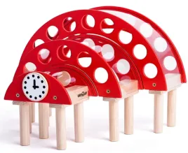 drewniana-stacja-kolejowa-dla-pociagow-woodyland