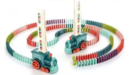 interaktywny-pociag-rozstawiajacy-klocki-domino-kolejka-ciuchcia-led-dzwiek