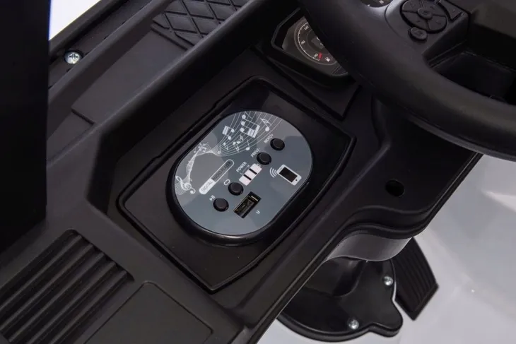 samochod-lean-toys-bialy-marka-lean-toys-informacje-dot-bezpieczenstwa-i-zgodnosci-produktu-nie-nadaje-sie-dla-dzieci-ponizej-okreslonego-wieku-do-uzywania-pod-nadzorem-osoby-doroslej