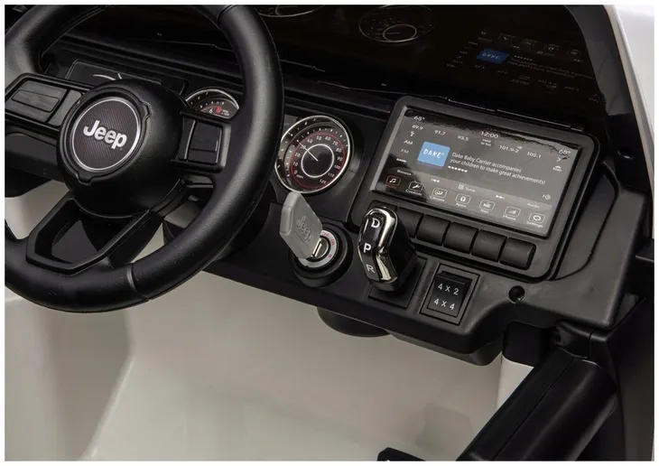 samochod-lean-cars-bialy-marka-lean-cars-kolor-bialy