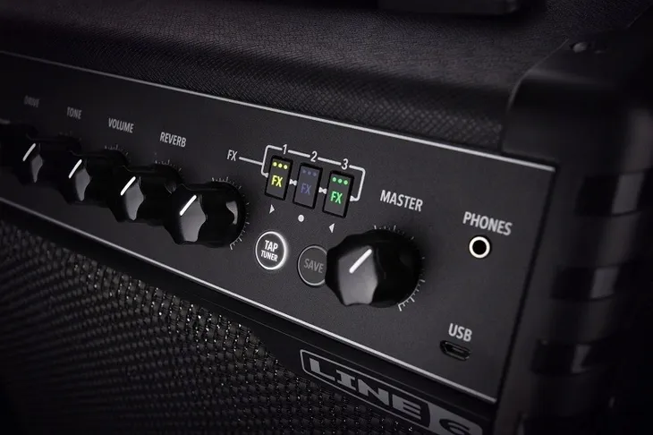 combo-tranzystorowy-line-6-konstrukcja-tranzystorowy-moc-znamionowa-rms-20-w