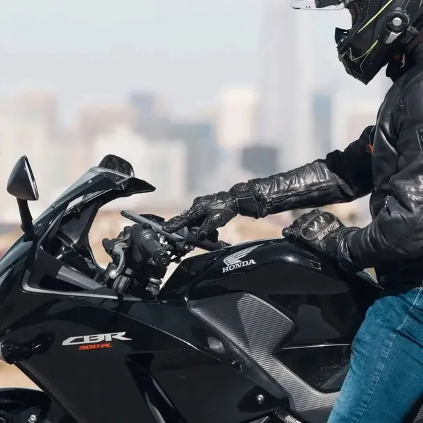 uchwyt-motocyklowy-peak-design-mobile-stem-mount-waga-z-opakowaniem-1-kg-kod-producenta-m-mm-aa-bk-1