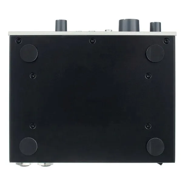 universal-audio-volt-1-interfejs-audio-usb-c-marka-universal-audio-waga-z-opakowaniem-2-kg