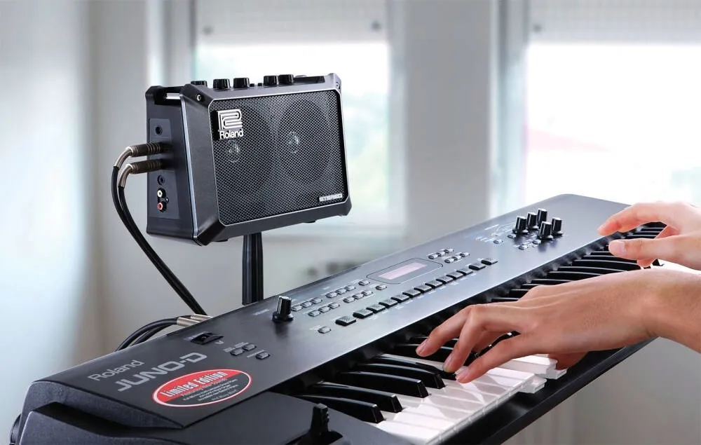 combo-roland-mb-cube