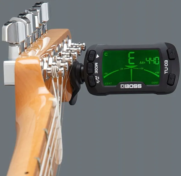 boss-tu-03-tuner-chromatyczny-metronom-elektroniczny-na-klips-metrotuner-rodzaj-tuner