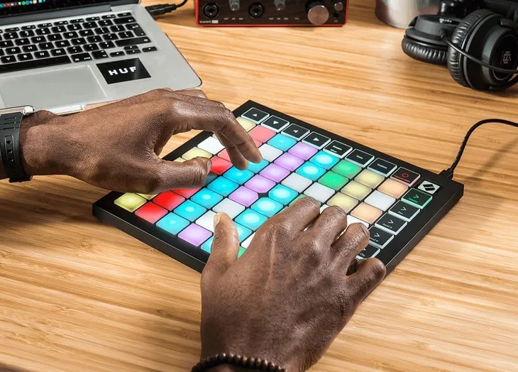 novation-launchpad-x-kontroler-launchpad-midi-waga-z-opakowaniem-0-02-kg-kod-producenta-launchpad-x-64