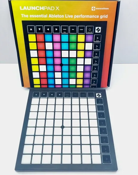 novation-launchpad-x-kontroler-launchpad-midi-waga-z-opakowaniem-0-02-kg-kolor-czarny
