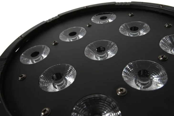 reflektor-led-fratal-lights-par-9x10w-rodzaj-obudowy