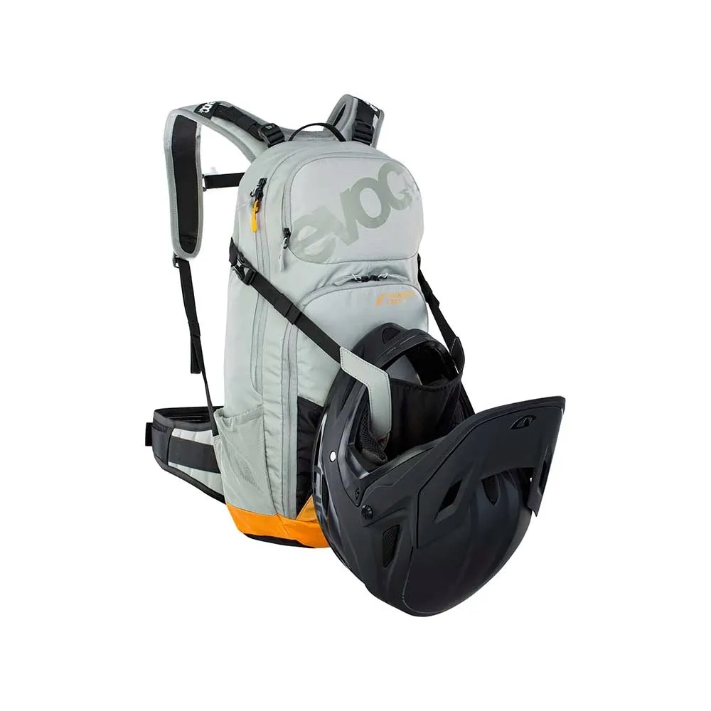 plecak-evoc-fr-enduro-e-ride-16-l-szary