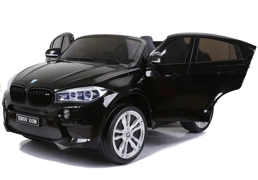 samochod-bmw-czarny-zlozony
