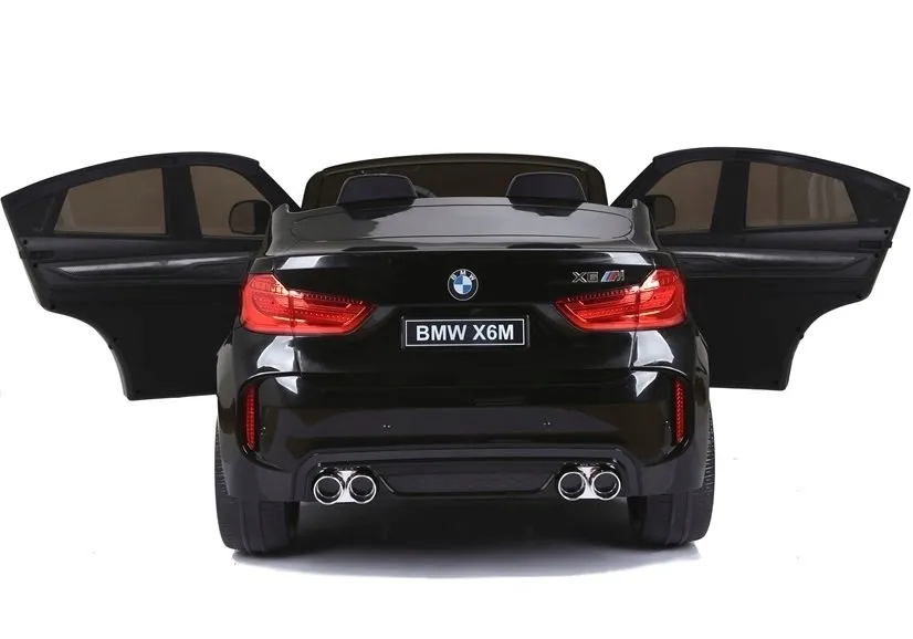samochod-bmw-czarny-zlozony