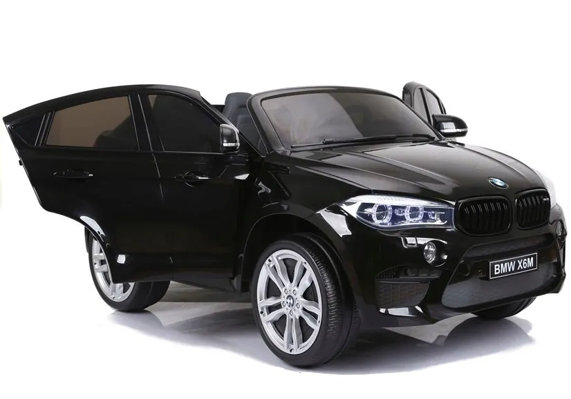 samochod-bmw-czarny-zlozony