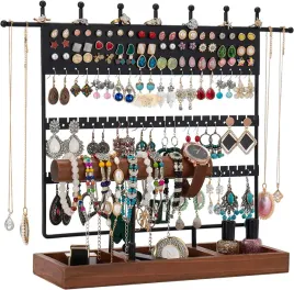 qilicz-stojak-na-bizuterie