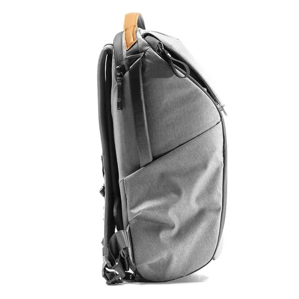 plecak-fotograficzny-peak-design-everyday-backpack-20l-v2-popielaty-pojemnosc-do-20-l