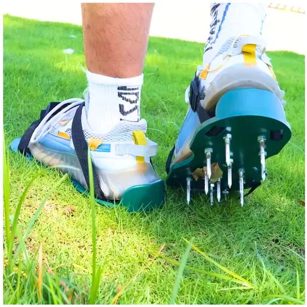 aerator-ogrodowy-nakladki-na-buty-z-kolcami-wertykulator-do-trawnikow-trawy-rodzaj-aerator