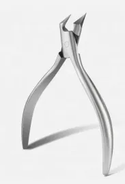 cazki-do-paznokci-z-prostym-ostrzem-obcinacz-do-paznokci