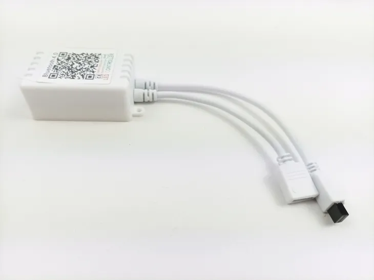 aled-light-led-rgb-5050-smd-600-10m-nie-jest-wodoodporna-pilot-44-przycisk-moc-24-w