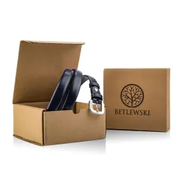 betlewski-pasek-niebieski-kobieta