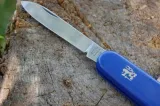 noz-turystyczny-mikov-material-glowni-stal