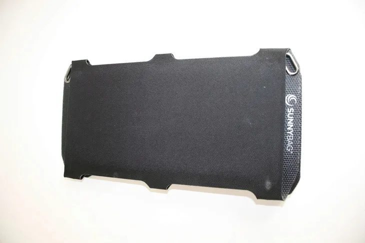 panel-solarny-sunbooster-21-w-moc-21-w