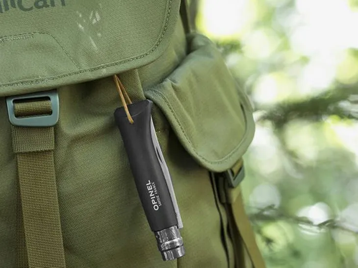 noz-opinel-colorama-08-inox-grab-brazowy-z-rzemieniem-material-glowni-stal