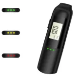alkomat-akumulatorem-dokladny-policyjny-z-cyfrowym-wyswietlaczem-lcd-m1174-zasilanie-akumulatorowe