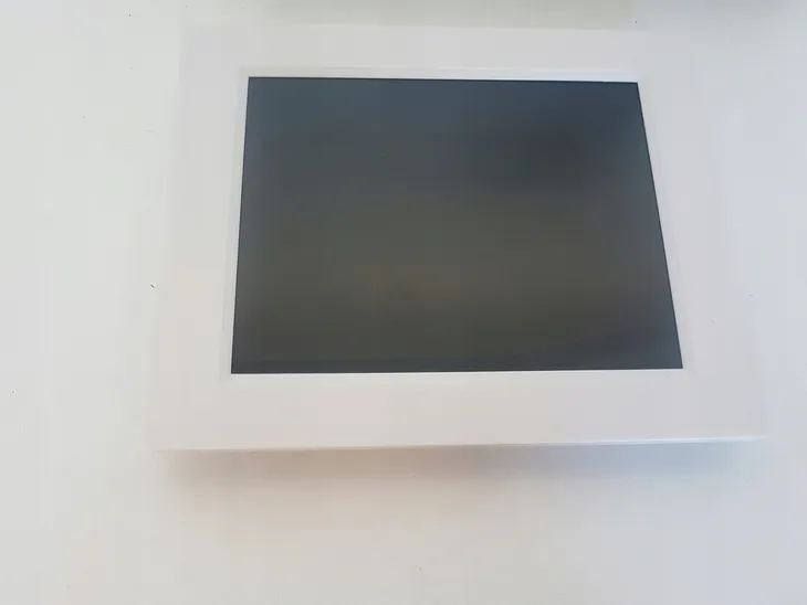 zegar-scienny-czarny-20cm-kolor-czarny