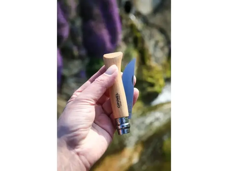 noz-turystyczny-opinel-waga-z-opakowaniem-0-04-kg