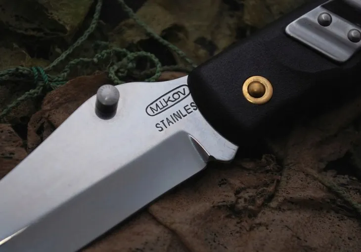 noz-skladany-mikov-243-nh-1-c-stal-nierdzewna-420-ostrze-90-mm-ostrze-gladkie