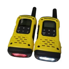 krotkofalowka-motorola-wodoodporna-ip67-10-km-2-szt