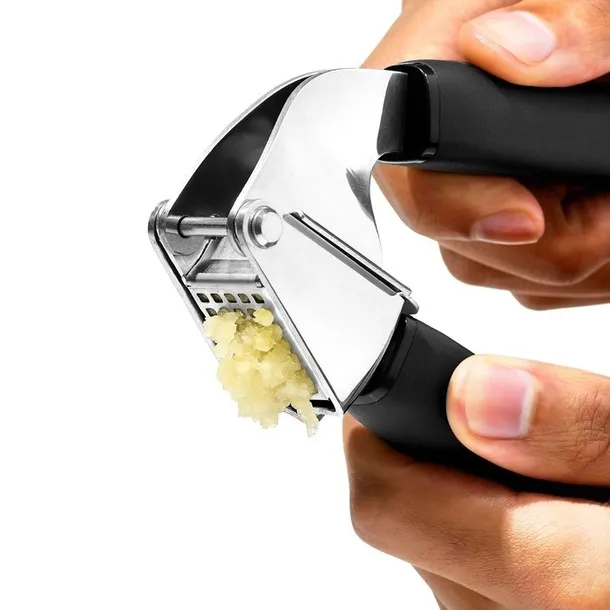 praska-do-czosnku-oxo-material-stal-nierdzewna