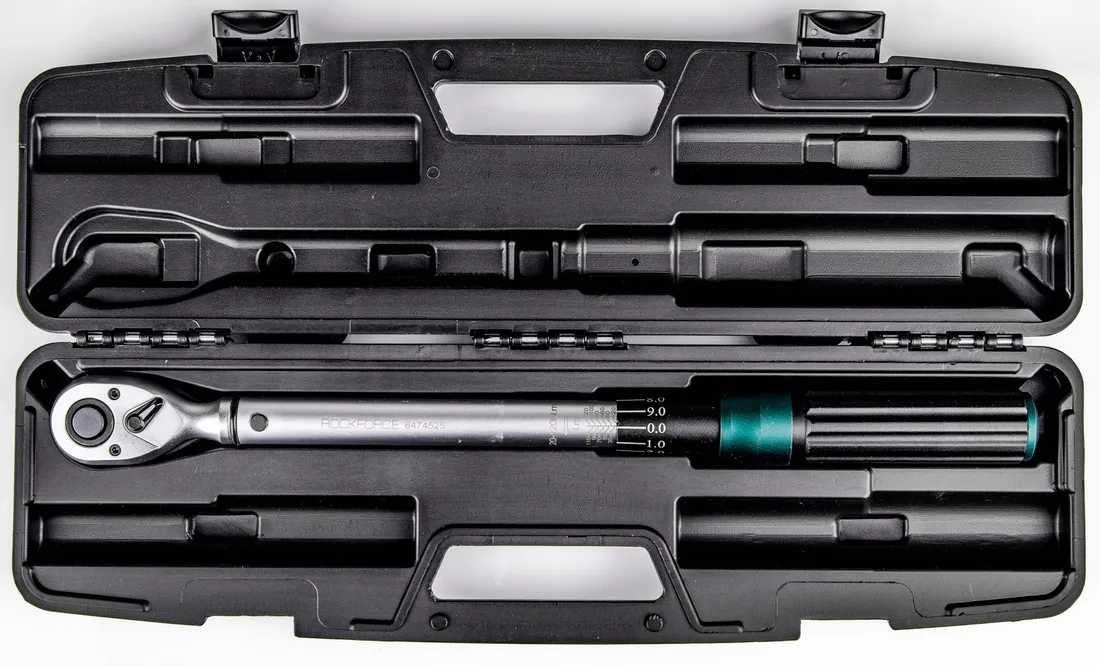 klucz-dynamometryczny-rockforce