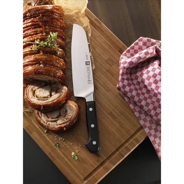 zwilling-pro-noz-santoku-uniwersalny-18cm-hartowany-waga-z-opakowaniem-0-35-kg