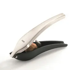 dziadek-do-orzechow-otwarty-gefu-srebrny