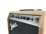 fender-acoustasonic-15w-combo-akustyczne-wzmacniacz-gitarowy-10w-konstrukcja-tranzystorowy-model-tm-15