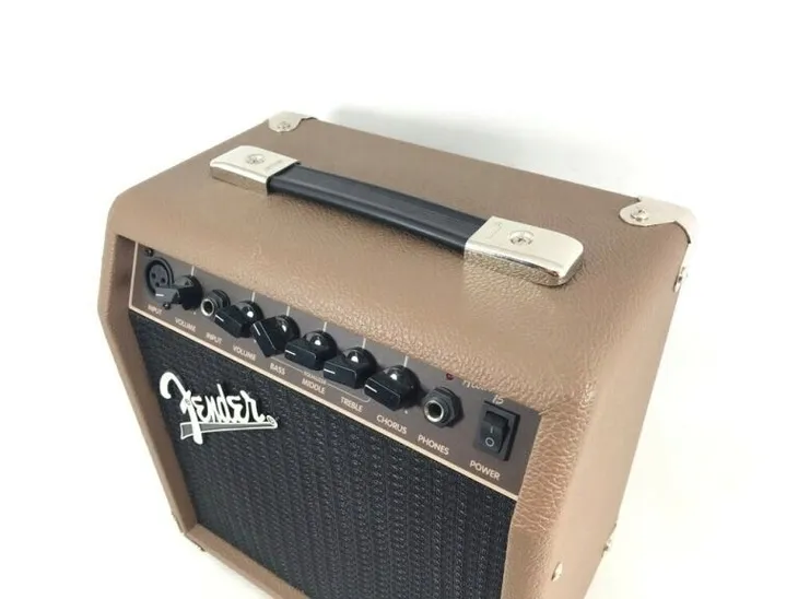 fender-acoustasonic-15w-combo-akustyczne-wzmacniacz-gitarowy-10w-waga-z-opakowaniem-5-kg-konstrukcja-tranzystorowy