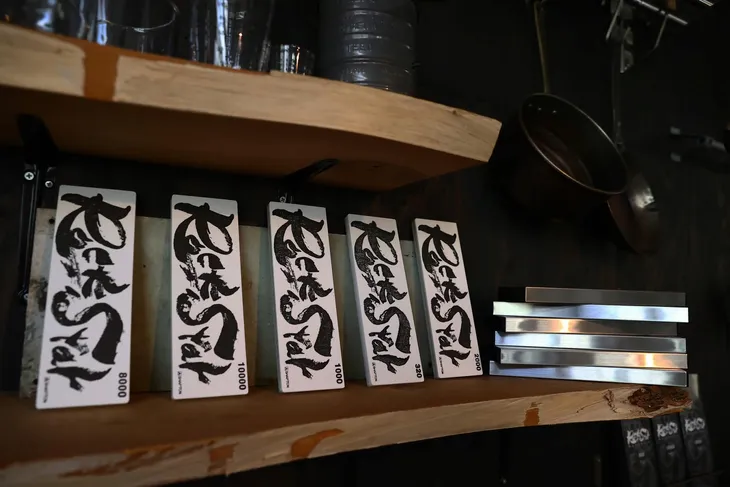 ostrzalka-do-nozy-ceramiczna-shapton-marka-shapton-waga-z-opakowaniem-2-kg