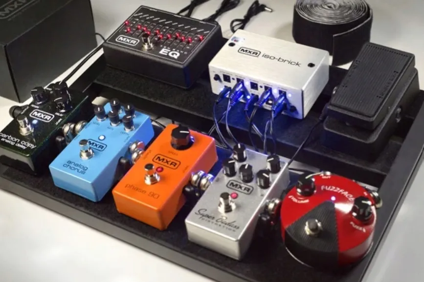 efekt-mxr-mc402-boost-overdrive-waga-z-opakowaniem-1-kg