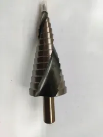 wiertlo-stopniowe-do-metalu-4-32-mm-hsse-skretny-kobaltowe