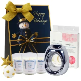 swiateczny-zestaw-kosz-prezentowy-kominek-zapachy-swiece-woski-zapachowe