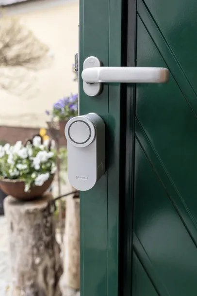 abus-inteligentna-blokada-silnika-loxeris-one-bialy-waga-z-opakowaniem-0-7-kg-liczba-kluczy-w-zestawie-brak