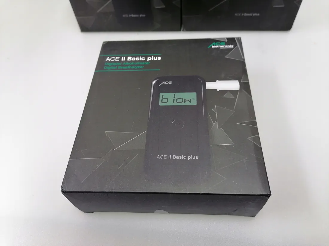 alkomat-elektrochemiczny-ace-2-ii-basic-plus